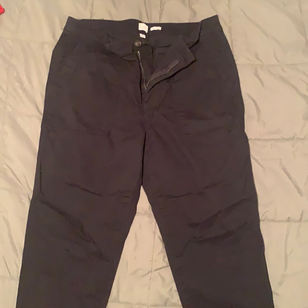 Black khaki Capri